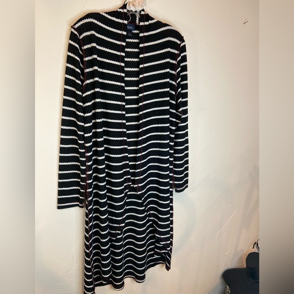 Daytrip~Black & White Stripped Open Cardigan~Raw Edged Cuffs & Hem~Size M